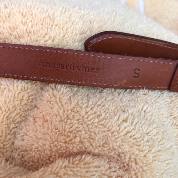 Like NEW- Vineyard Vines Belt - Size Small - Picture 4 of 7